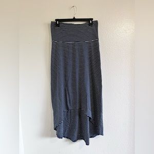Columbia High low skirt size M